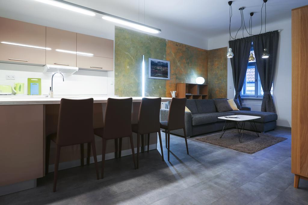 Apartments At The Blue Duckling Praga Exterior foto