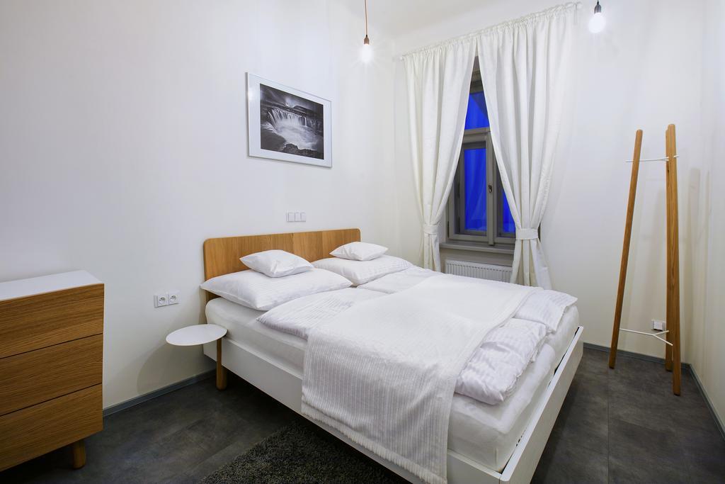 Apartments At The Blue Duckling Praga Exterior foto