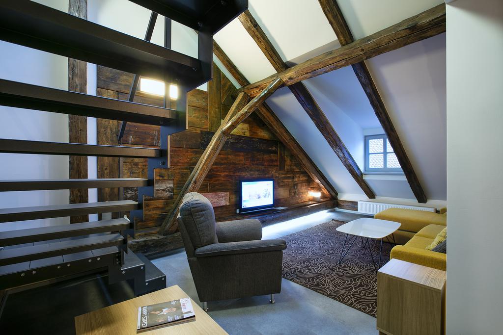 Apartments At The Blue Duckling Praga Exterior foto