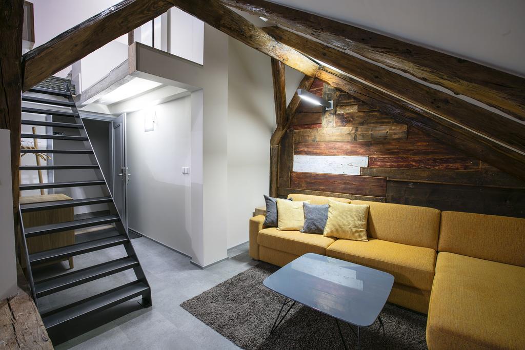 Apartments At The Blue Duckling Praga Exterior foto