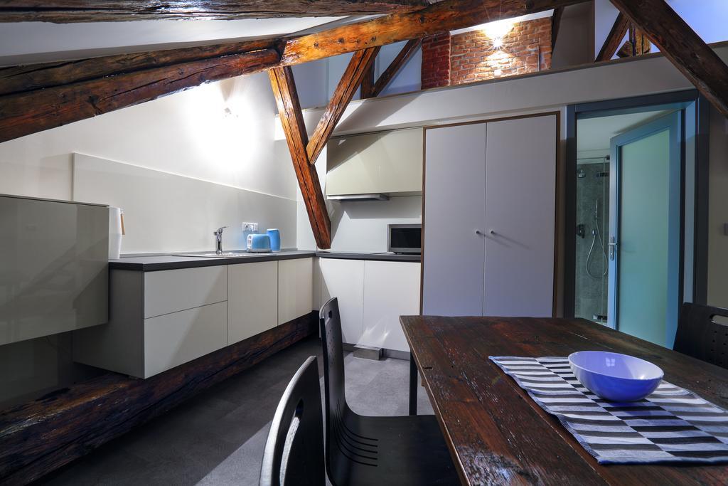 Apartments At The Blue Duckling Praga Exterior foto